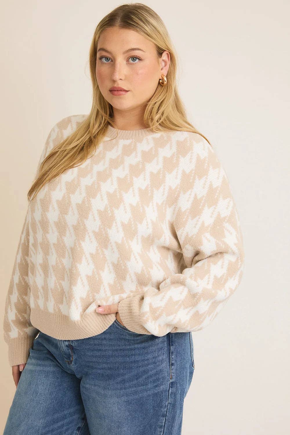Plus Size Houndstooth Sweater